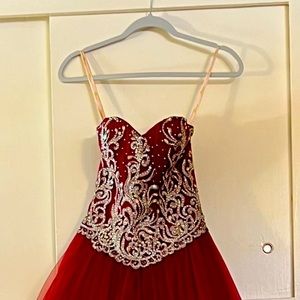 Quinceñera dress